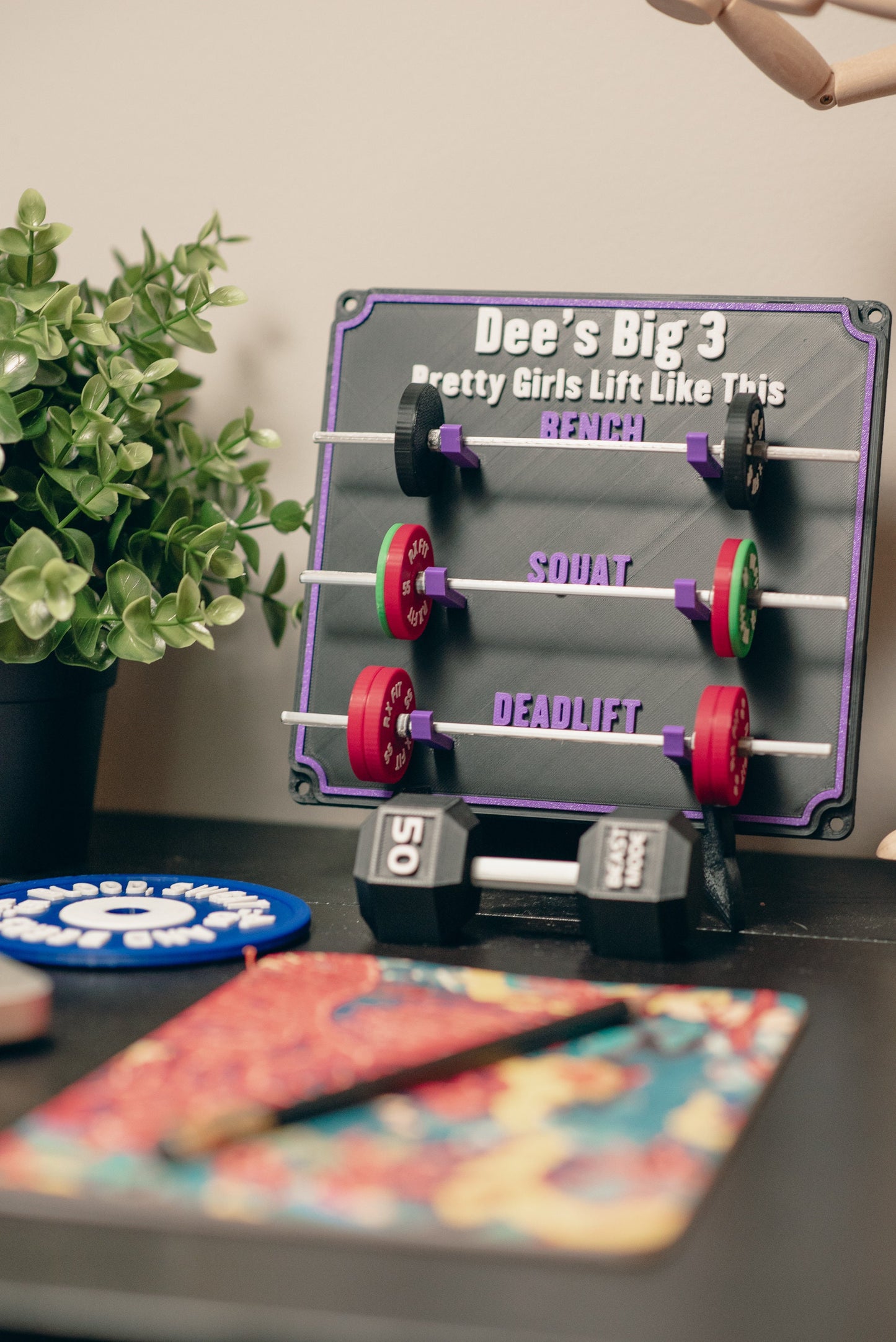 Weightlifting personal tracking board, 3 lifts, 1,000lbs or 470kg of weight, show off your work with miniature barbells for your home gym